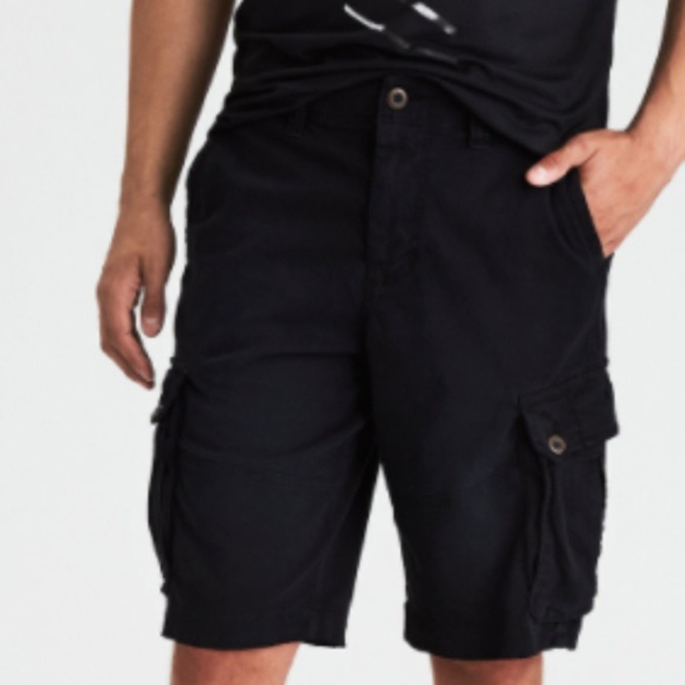 American Eagle Men’s Black Cargo Long Board Shorts Size 30